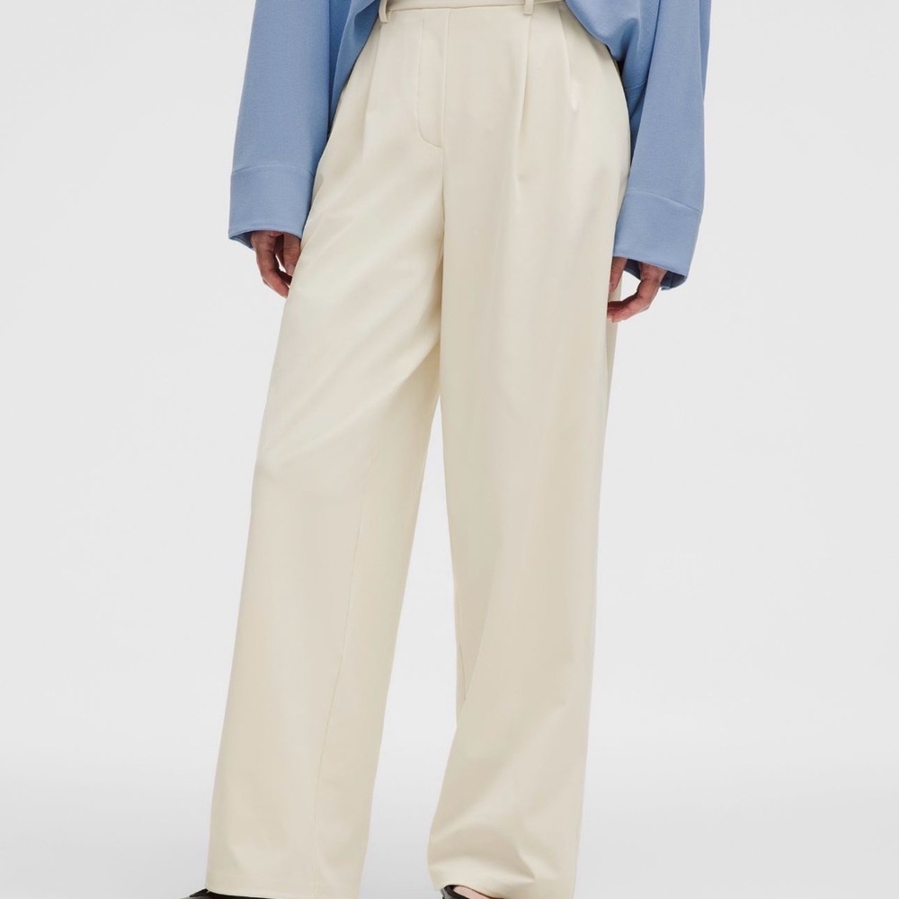 Lululemon Daydrift High Rise Wide Leg Trouser